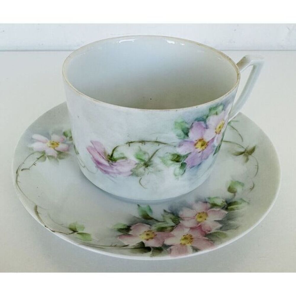 Vintage Hand‎ Painted Pink Flowers Tea Cup & Saucer Set No Marks See Photo S